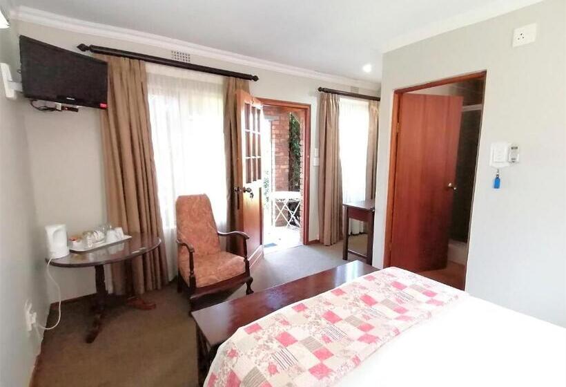 プールビュースタンダードルーム, Van Dykshuis Guest House