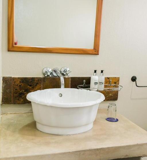 プールビュースタンダードルーム, Van Dykshuis Guest House