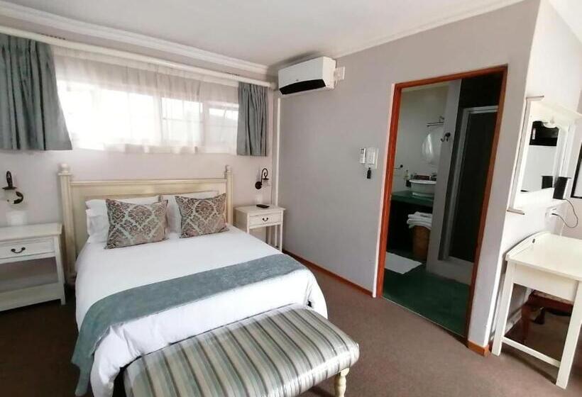 Номер Стандарт Вид на Бассейн, Van Dykshuis Guest House