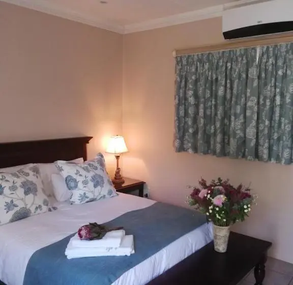 ガーデンビュースタンダードルーム, Van Dykshuis Guest House