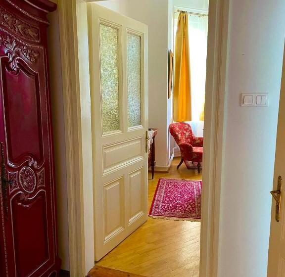 ガーデンビュースタンダードルーム, Villa Luca