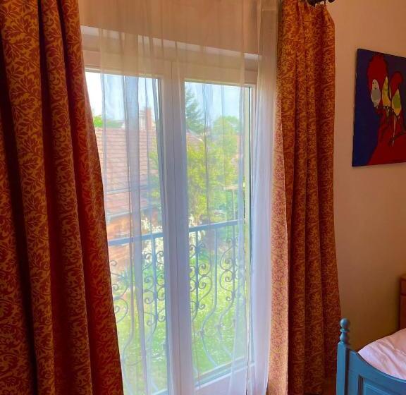 バルコニー付きスタンダードルーム, Villa Luca