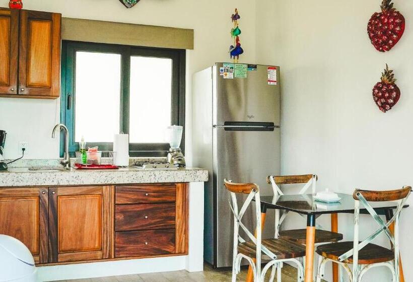 キングサイドベッドのスタンダードワンルーム, La Esquina