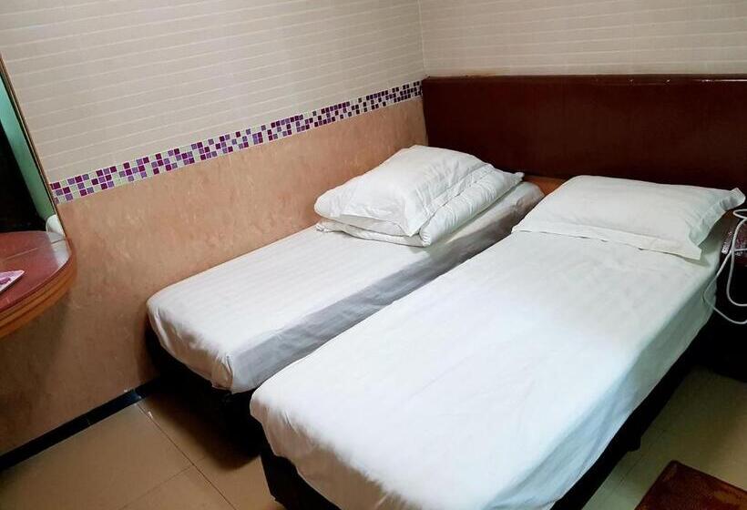 اتاق استاندارد یک نفره, Astronaut S