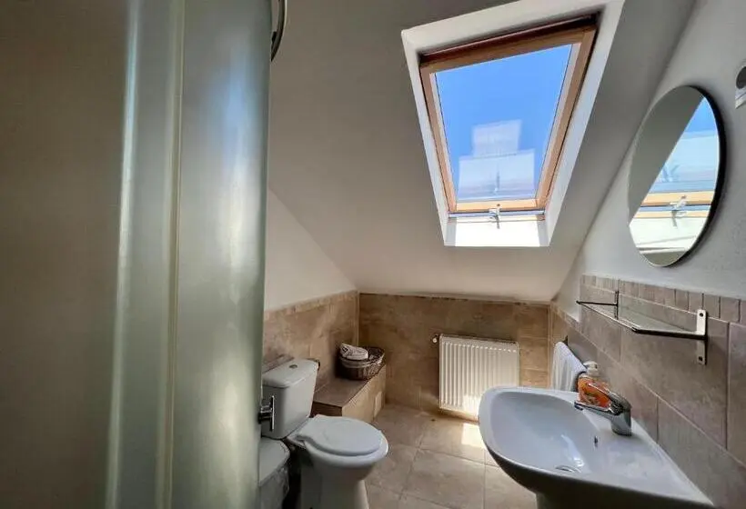 اتاق استاندارد, Casa Cenţiu
