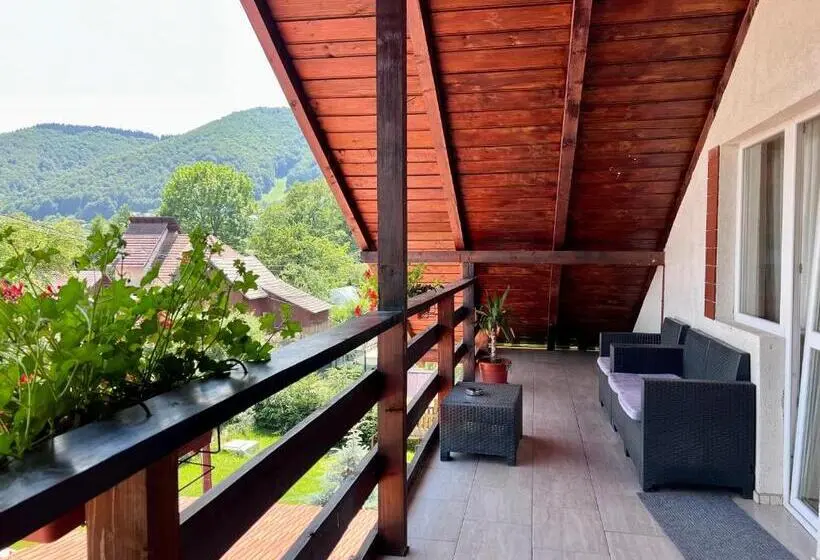 اتاق استاندارد, Casa Cenţiu