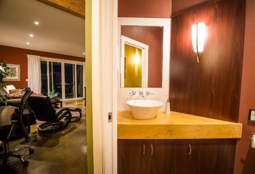 Бунгало Стандарт 2 Спальни, Crooked Tree Guest Suites