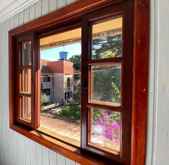 小型套房, Parador Hampel