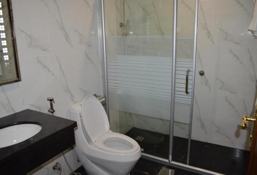 Apartamento 2 Dormitórios, دار الوداد   Dar Al Wedad