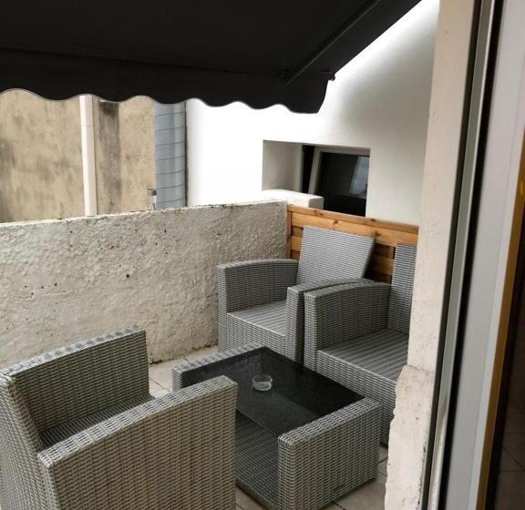 Номер Economy, Relais Sud