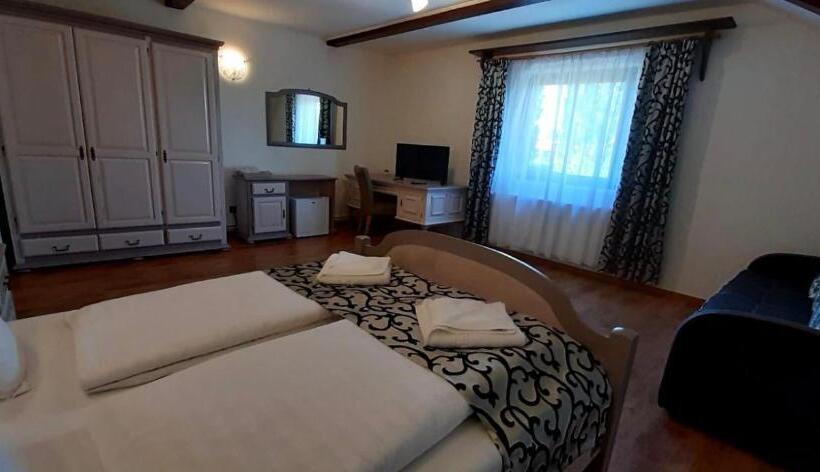 Superior Family Room, Gasthof Clara