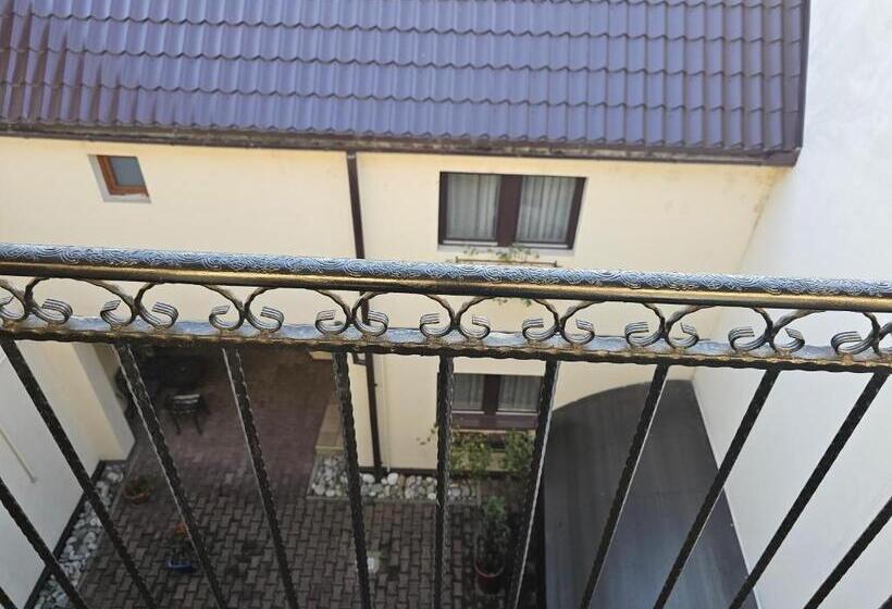 Deluxe Family Room, Gasthof Clara