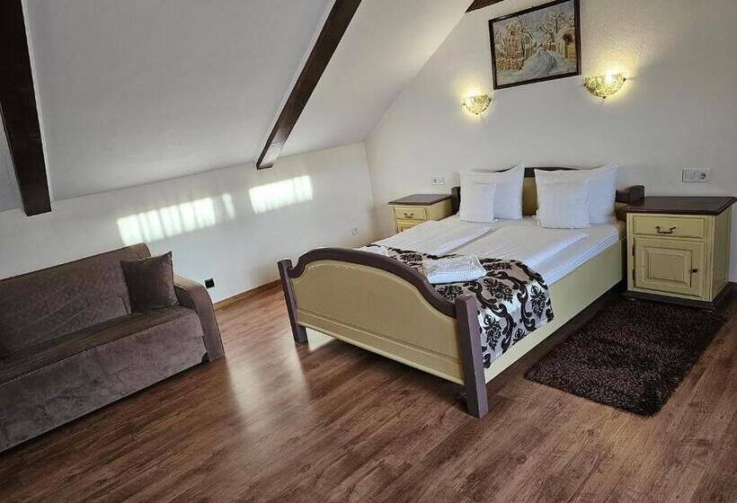 Deluxe Family Room, Gasthof Clara