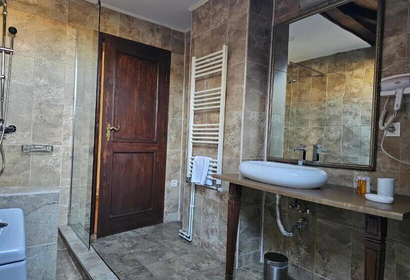 Deluxe Family Room, Gasthof Clara