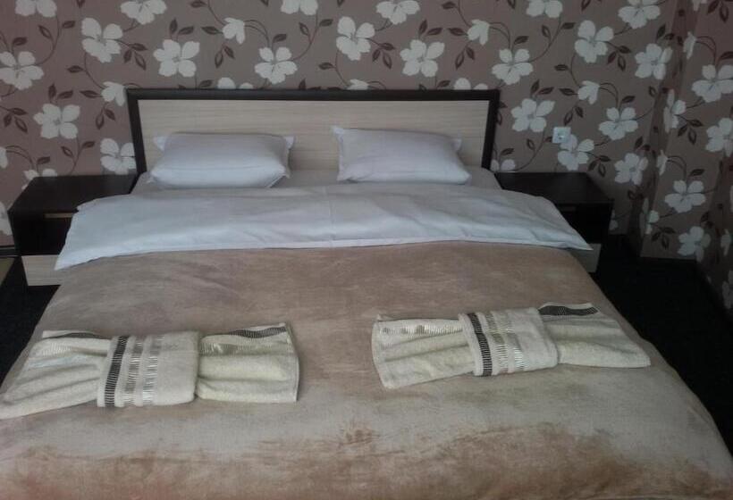 اتاق استاندارد, Guest House Tedi