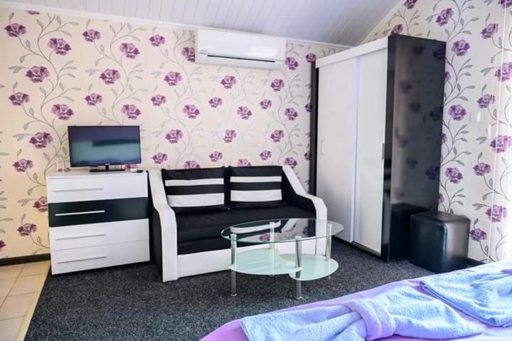 اتاق استاندارد, Guest House Tedi