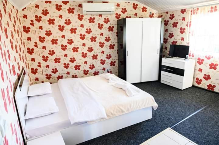 اتاق استاندارد, Guest House Tedi