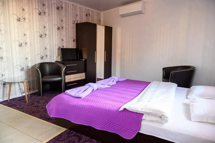 اتاق استاندارد, Guest House Tedi