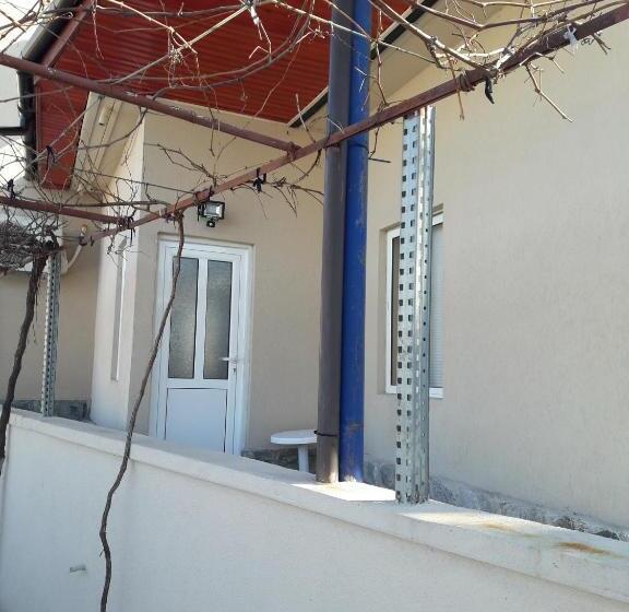 اتاق استاندارد, Guest House Tedi