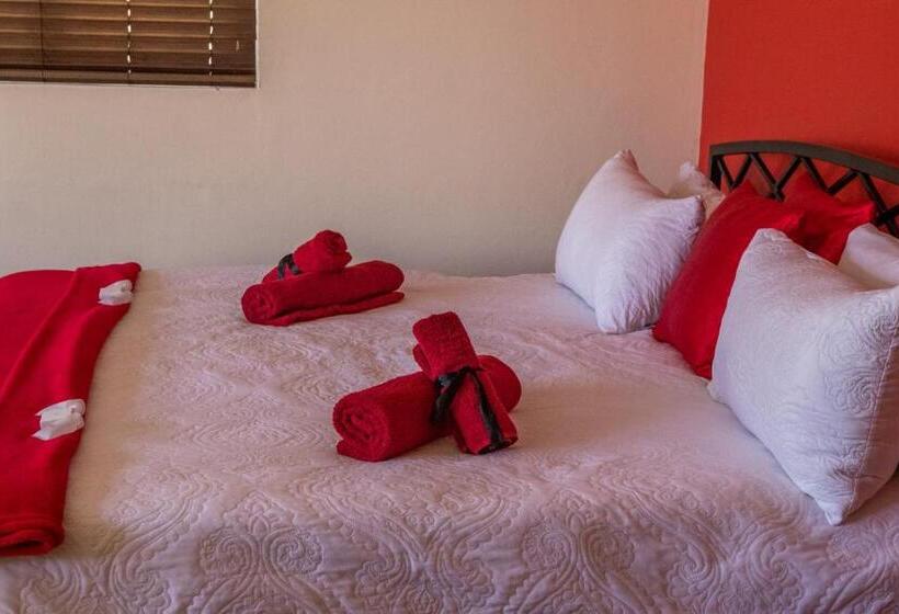 اتاق استاندارد, Stay Cleverly Self Catering Apartments