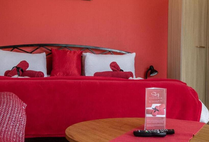 اتاق استاندارد, Stay Cleverly Self Catering Apartments
