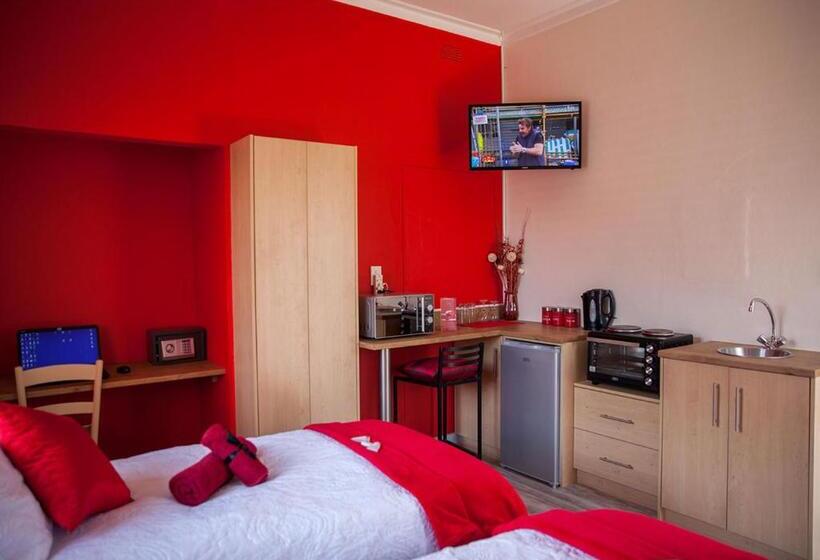 اتاق اکونومی, Stay Cleverly Self Catering Apartments