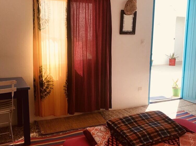 اتاق استاندارد, Gite Le Nomade