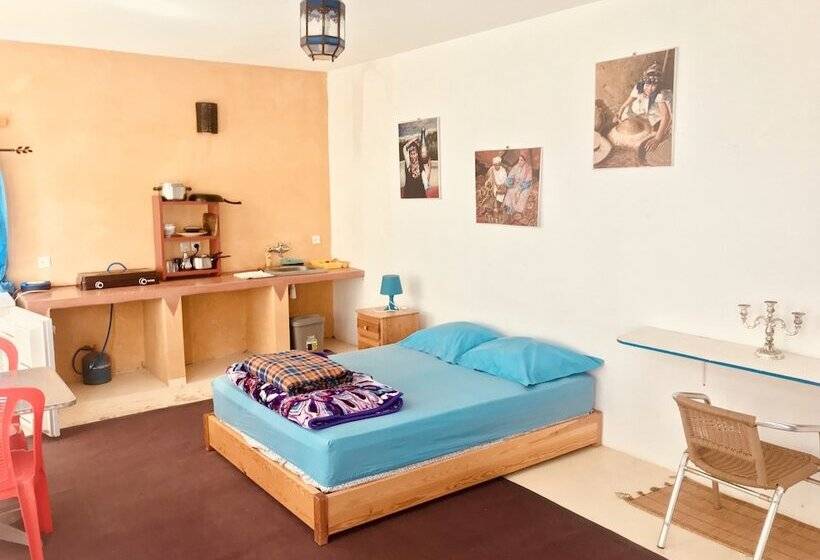 استودیوی استاندارد, Gite Le Nomade