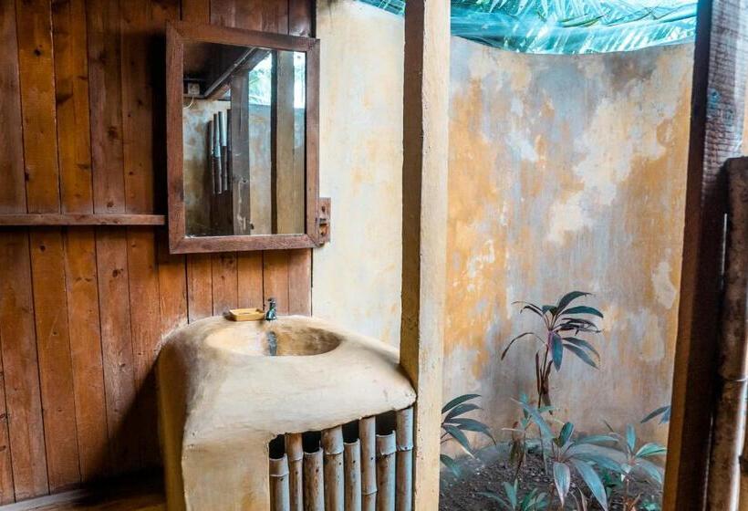 סוויטה משפחתית, Jamboree Creek Yoga