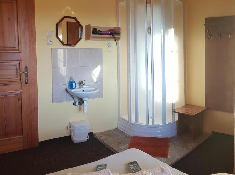 Camera Standard, Resort Mezná