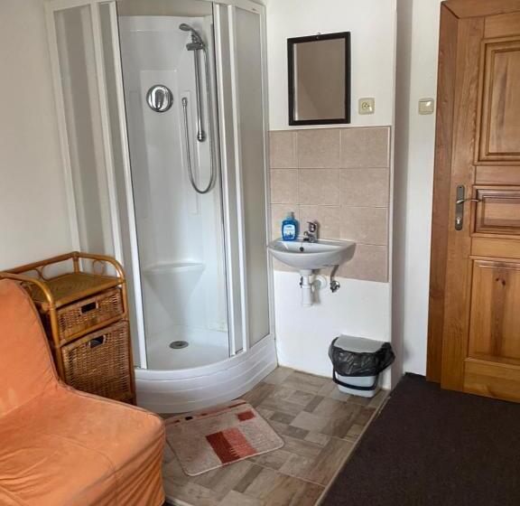 Camera Basic Singola, Resort Mezná