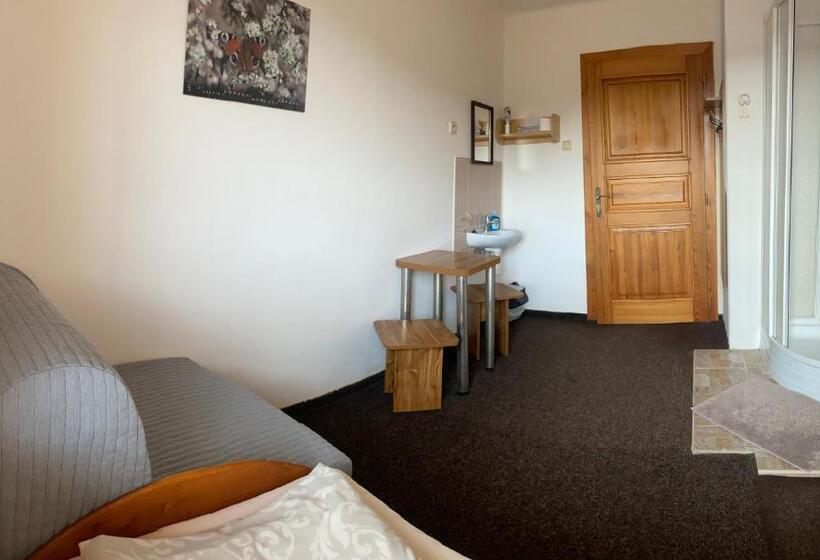 Camera Basic Singola, Resort Mezná