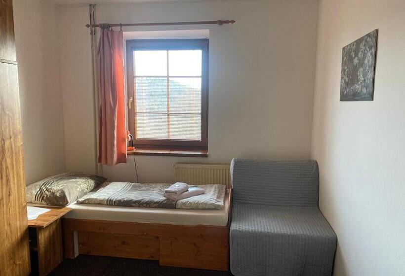 Camera Basic Singola, Resort Mezná