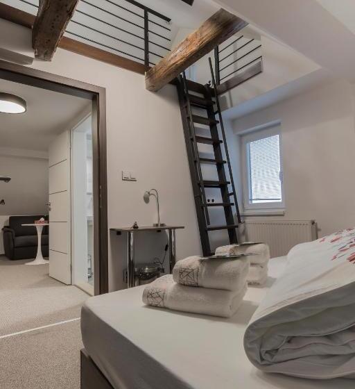 Camera Familiare, Resort Mezná