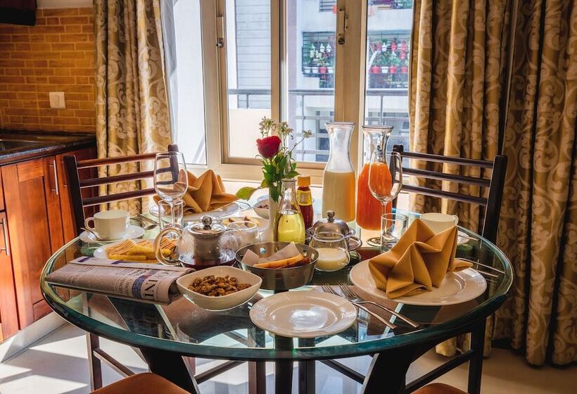 Апартаменты Deluxe 1 Спальня, Rosewood Apartment Hotel Pantnagar