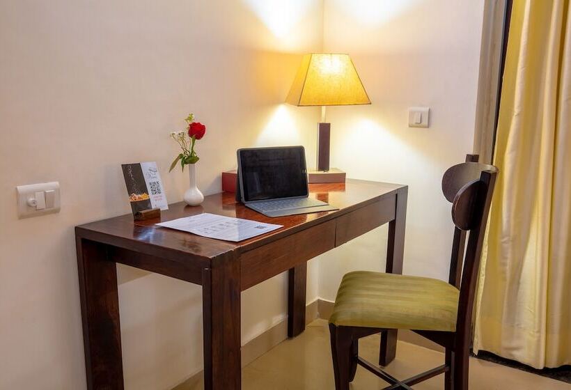 Апартаменты 1 Спальня, Rosewood Apartment Hotel   Pantnagar