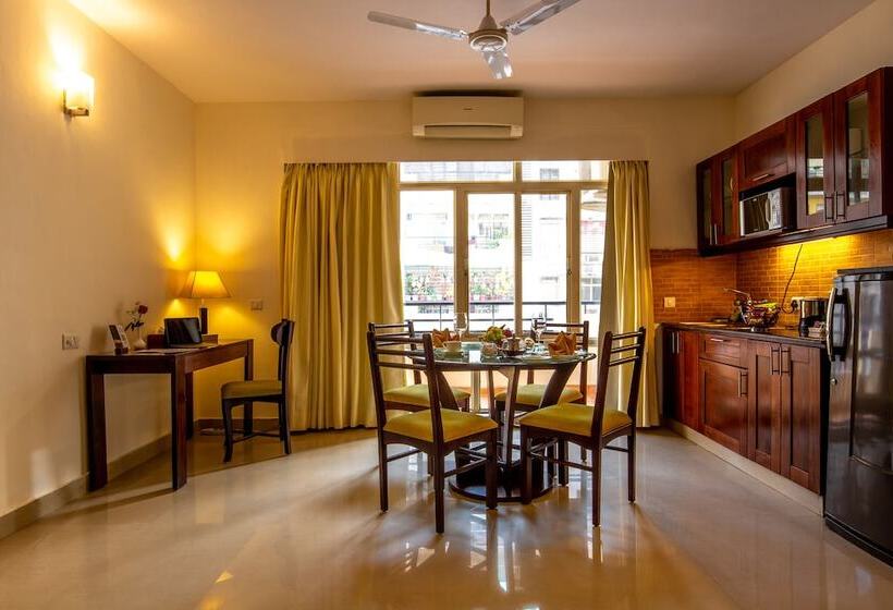 Апартаменты 1 Спальня, Rosewood Apartment Hotel Pantnagar