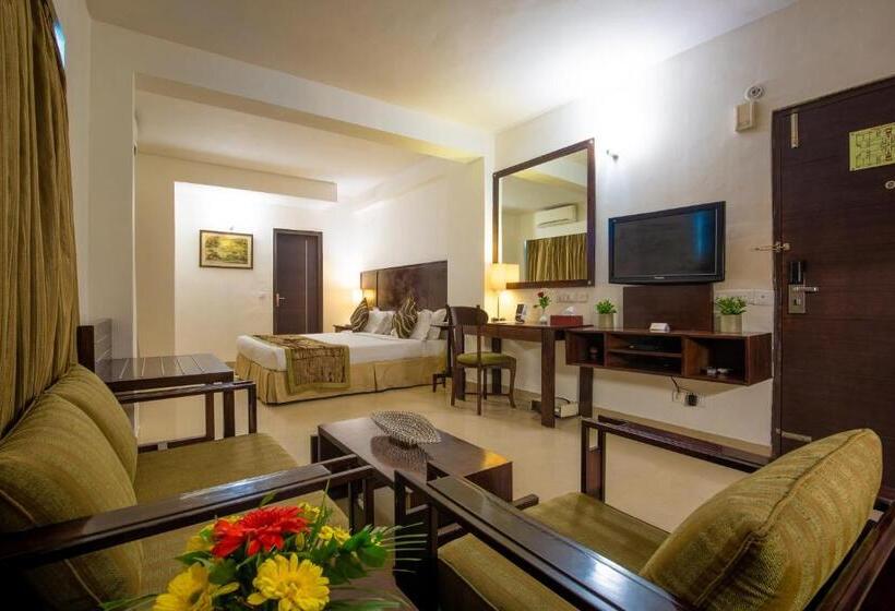 Апартаменты Deluxe 1 Спальня, Rosewood Apartment Hotel Pantnagar