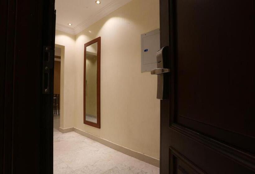 침실 1개 아파트, Beauty Rayan 2