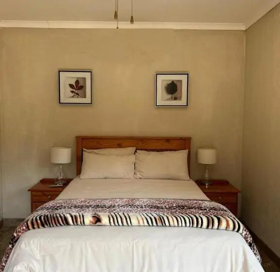 کلبه ییلاقی, Silver Mist Resort, Haenertsburg