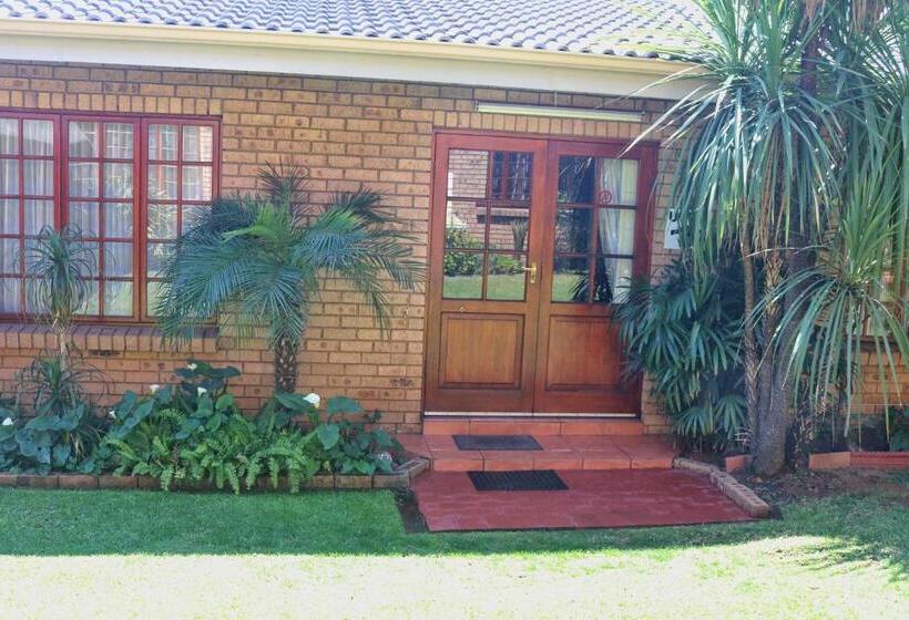 דירת שני חדרים, Kairos Home