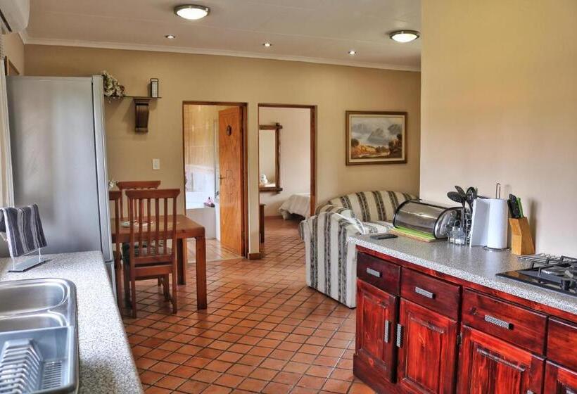 דירה בת חדר שינה 1 עם מרפסת, Kairos Home