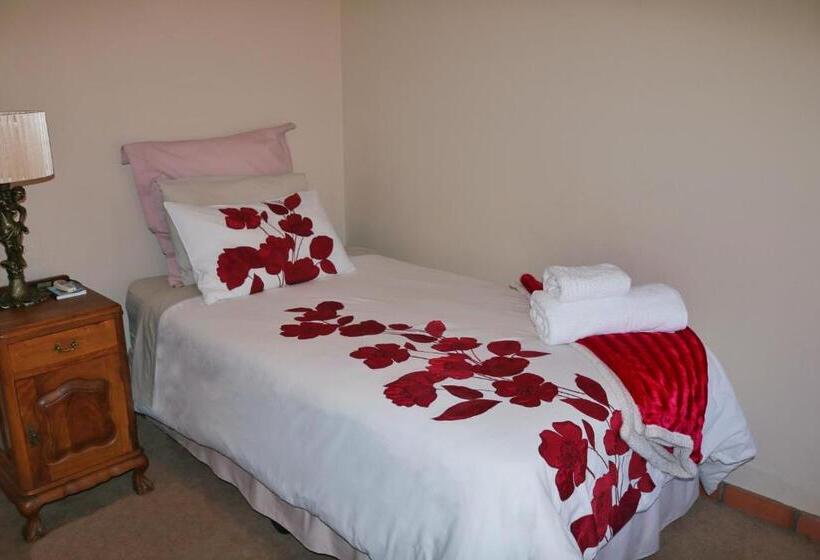 דירת שלושה חדרים, Kairos Home