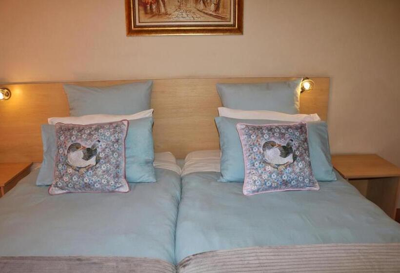 חדר סטנדרט, Kairos Home