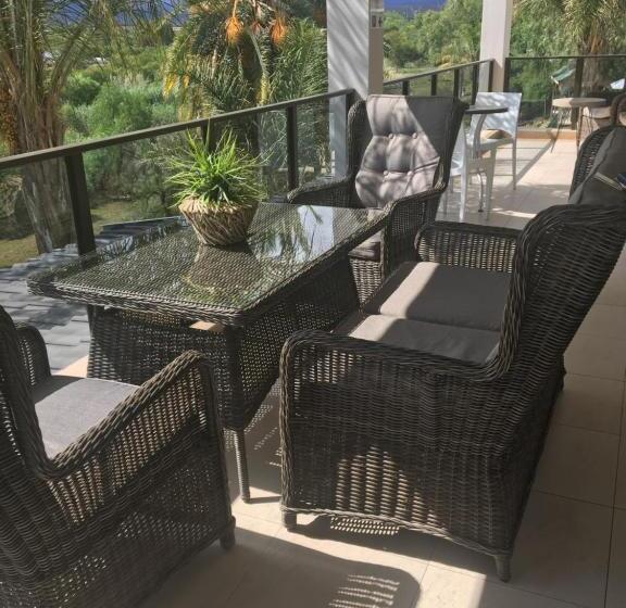 اتاق استاندارد, Oewerpalms View