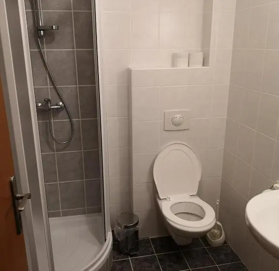 Quarto standard, Riegrova Chata Kozákov