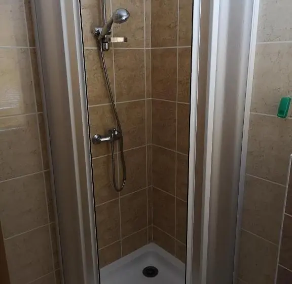 Quarto Quádruplo Standard, Riegrova Chata Kozákov