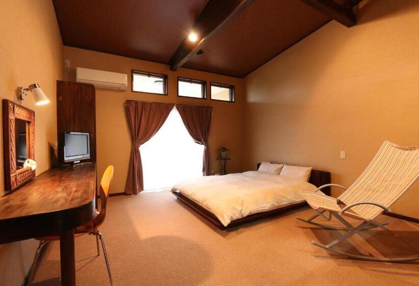 חדר אקונומי, Sunny Spot