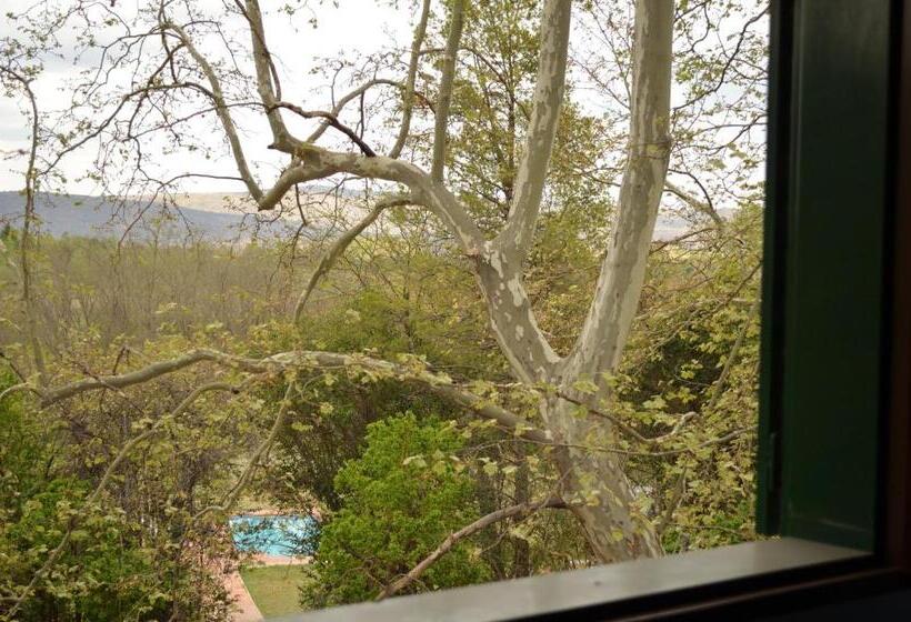 اتاق لوکس با بالکن, Hostal La Gloria