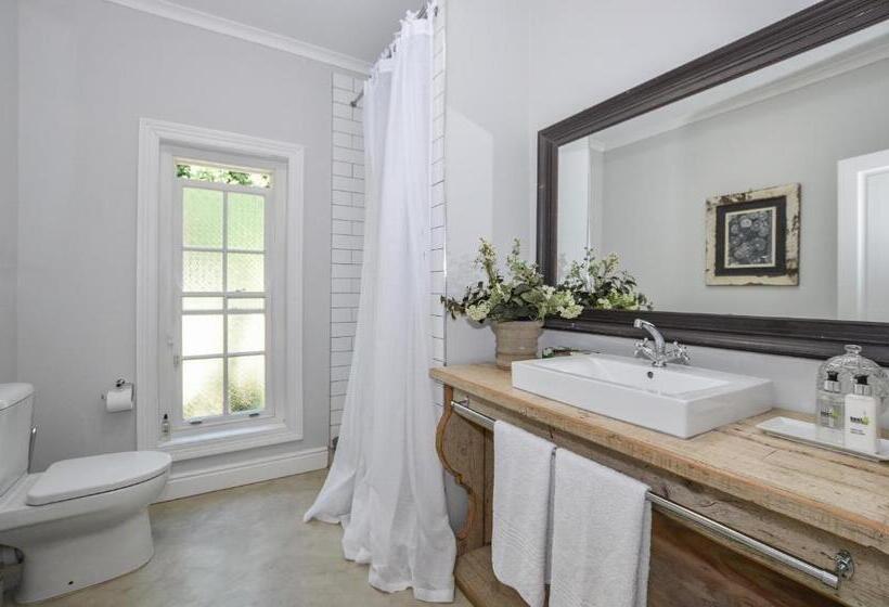 اتاق لوکس, Villa Anna Katarina